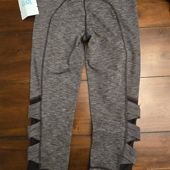 Athleta Girl Mind the Matt Cropped Capri XL/14 NEW with Tags - Picture 2 of 2